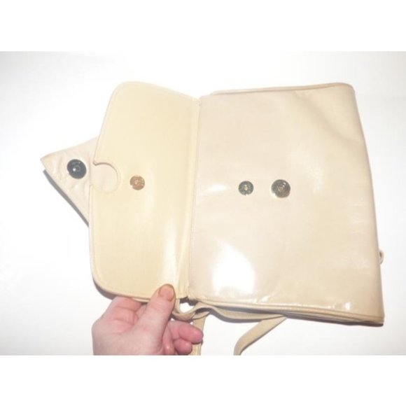 Vintage BOHO Bally Taupe Patent Leather Textured Geometric Design 2-Way Bag - Picture 3 of 12